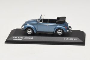 Volkswagen 1302 Cabriolet Blau Metallic Minichamps 1:43 430055042 Metall