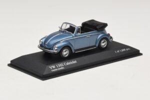 Volkswagen 1302 Cabriolet Blau Metallic Minichamps 1:43 430055042 Metall — Bild 2 von 4