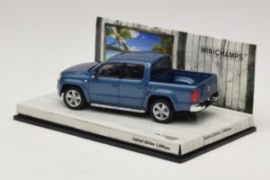 Volkswagen Amarok Blau Metallic Minichamps 1:43 436058362 Metall — Bild 3 von 5