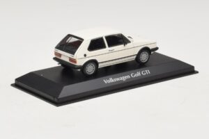 Volkswagen Golf GTI Mk1 Weiß Maxichamps 1:43 940055171 Metall — Bild 2 von 4