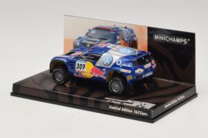 Volkswagen Race Touareg Red Bull #307 B. Saby / M. Perin Dakar Rally 2005 Minichamps 1:43 436055307 Metall — Bild 3 von 5