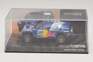 Volkswagen Race Touareg Red Bull #307 B. Saby / M. Perin Dakar Rally 2005 Minichamps 1:43 436055307 Metall — Bild 4 von 5