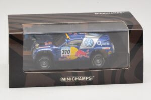 Volkswagen Race Touareg Red Bull #310 J. Kleinschmidt / F. Pons Dakar Rally 2005 Minichamps 1:43 436055310 Metall — Bild 5 von 5