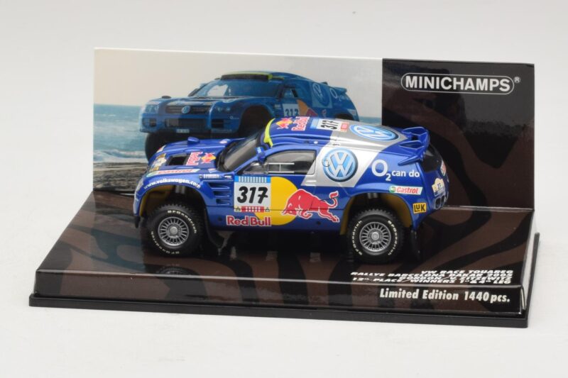 Volkswagen Race Touareg Red Bull #317 Gordon / von Zitzewitz Dakar Rally 2005 Minichamps 1:43 436055317 Metall