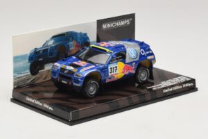 Volkswagen Race Touareg Red Bull #317 Gordon / von Zitzewitz Dakar Rally 2005 Minichamps 1:43 436055317 Metall — Bild 2 von 5