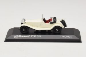 Alfa Romeo 6C 1750 G.S. Weiß Minichamps 1:43 Alfa Romeo 6C 1750 G.S. Weiß Minichamps 1:43 400120430 Metall