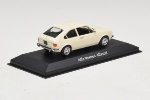Alfa Romeo Alfasud Weiß Maxichamps 1:43 940120101 Metall — Bild 2 von 5
