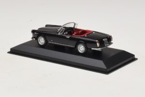 Alfa Romeo Giulia Spider Schwarz Minichamps 1:43 400120730 Metall — Bild 3 von 5