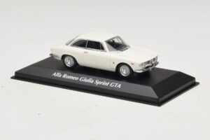 Alfa Romeo Giulia Sprint GTA Weiß Maxichamps 1:43 940120441 Metall — Bild 3 von 5
