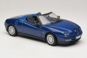 Alfa Romeo Spider 916 Blau Maisto 1:18 31831 Metall — Bild 6 von 8