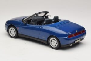 Alfa Romeo Spider 916 Blau Maisto 1:18 31831 Metall — Bild 7 von 8