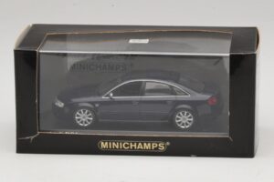 Audi RS6 C5 Blau Metallic Minichamps 1:43 400011702 Metall — Bild 5 von 5