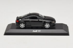 Audi TT 8N Schwarz Maxichamps 1:43 940017221 Metall
