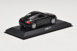 Audi TT 8N Schwarz Maxichamps 1:43 940017221 Metall — Bild 2 von 5