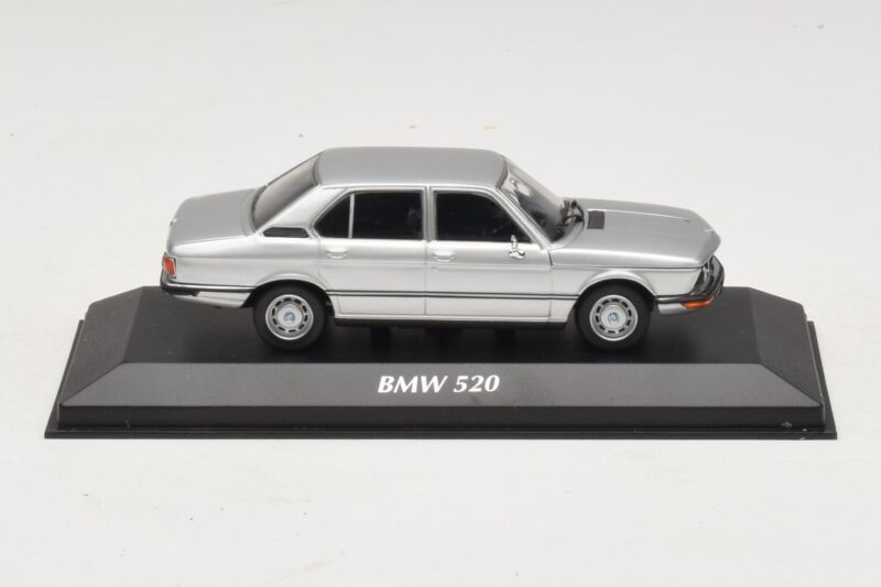 BMW 520 E12 Silber Maxichamps 1:43 940023000 Metall