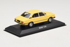 BMW 520 E12 Gelb Maxichamps 1:43 940023001 Metall — Bild 2 von 5