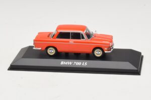 BMW 700 LS Rot Maxichamps 1:43 940023701 Metall