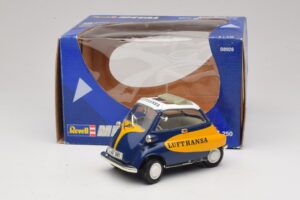 BMW Isetta 250 Lufthansa Revell 1:18 08926 Metall — Bild 8 von 8