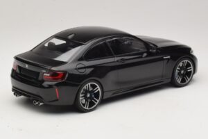 BMW M2 F87 Schwarz Metallic Minichamps 1:18 155026100 Metall — Bild 2 von 6