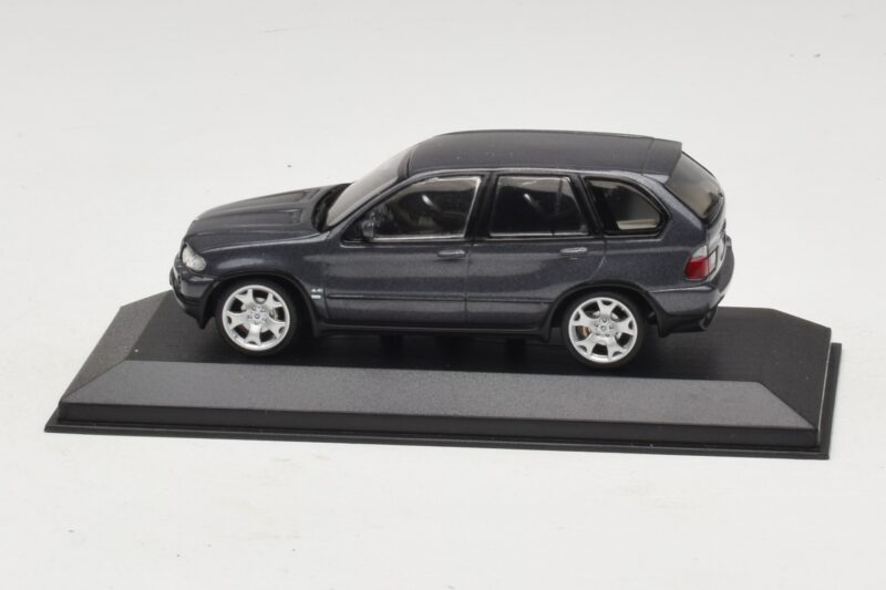 BMW X5 E53 4.4i Grau Metallic Ersatzkarton Minichamps 1:43 80420393166-R1 Metall