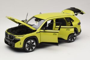 BMW XM G09 Gelb Minichamps 1:18 110023302 Metall — Bild 2 von 8