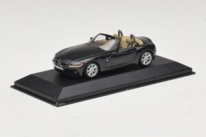 BMW Z4 E85 Schwarz Metallic Ersatzkarton Minichamps 1:43 80420144055-R1 Metall — Bild 2 von 5