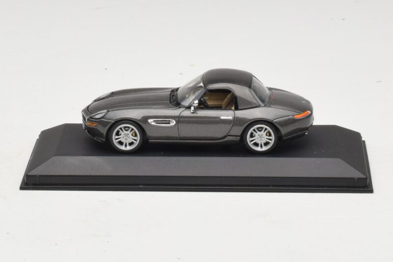 BMW Z8 E52 Hardtop Grau Minichamps 1:43 BMW022 Metall