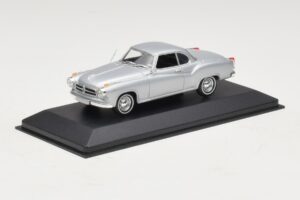 Borgward Isabella Coupé Silber Minichamps 1:43 400096031 Metall — Bild 2 von 5