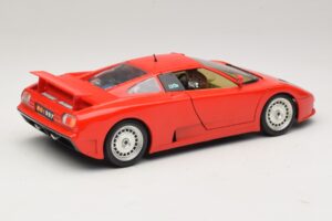 Bugatti EB110 Rot Bburago 1:18 3055-P1 Metall — Bild 3 von 8