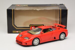 Bugatti EB110 Rot Bburago 1:18 3055-P1 Metall — Bild 8 von 8