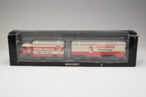 Bussing LU 11/16 Kofferanhänger Dextro Energen Minichamps 1:43 499073940 Metall — Bild 6 von 6