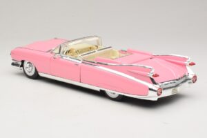 Cadillac Eldorado Biarritz Pink Maisto 1:18 31813-P1 Metall — Bild 7 von 8