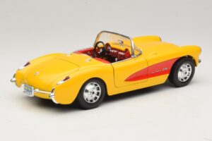 Chevrolet Corvette C1 Cabrio Gelb Rot Bburago 1:18 3034-M2 Metall — Bild 3 von 8