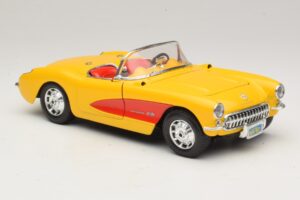 Chevrolet Corvette C1 Cabrio Gelb Rot Bburago 1:18 3034-M2 Metall — Bild 6 von 8