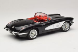 Chevrolet Corvette C1 Tuxedo Black AUTOart 1:18 71142 Metall — Bild 3 von 8
