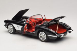 Chevrolet Corvette C1 Tuxedo Black AUTOart 1:18 71142 Metall — Bild 5 von 8