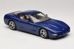 Chevrolet Corvette C5 Commemorative Edition Blau AUTOart 1:18 71157 Metall — Bild 7 von 9