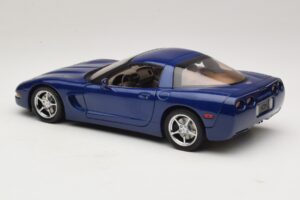 Chevrolet Corvette C5 Commemorative Edition Blau AUTOart 1:18 71157 Metall — Bild 8 von 9