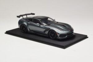 Chevrolet Corvette C7 ZR-1 Shadow Grey Metallic TopSpeed 1:18 TS0148 Resin — Bild 4 von 6