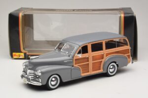 Chevrolet Fleetmaster Woody Grau Maisto 1:18 31854 Metall — Bild 8 von 8
