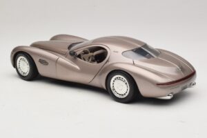 Chrysler Atlantic Beige Guiloy 1:18 68570 Metall — Bild 7 von 8