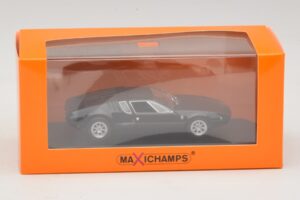De Tomaso Mangusta Schwarz Maxichamps 1:43 940127121 Metall — Bild 5 von 5