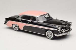 DeSoto Fireflite Sedan Schwarz & Rosa KK-Scale 1:18 KKDC181542 Metall — Bild 4 von 6