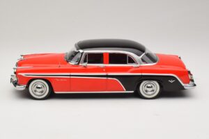 DeSoto Fireflite Sedan Rot & Schwarz KK-Scale 1:18 KKDC181541 Metall — Bild 3 von 6