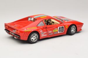 Ferrari 288 GTO #40 Rot Bburago 1:18 3027-P4 Metall — Bild 3 von 8