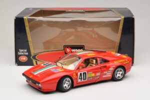 Ferrari 288 GTO #40 Rot Bburago 1:18 3027-P4 Metall — Bild 8 von 8