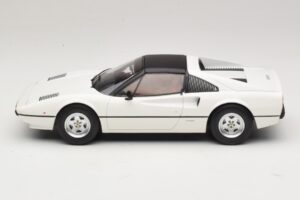 Ferrari 308 GTS Weiß MCG 1:18 MCG18664 Metall — Bild 3 von 6