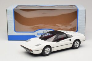 Ferrari 308 GTS Weiß MCG 1:18 MCG18664 Metall — Bild 6 von 6