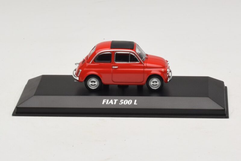 Fiat 500 L Rot Maxichamps 1:43 940121600 Metall