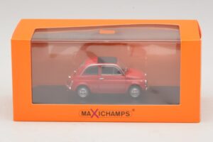 Fiat 500 L Rot Maxichamps 1:43 940121600 Metall — Bild 5 von 5